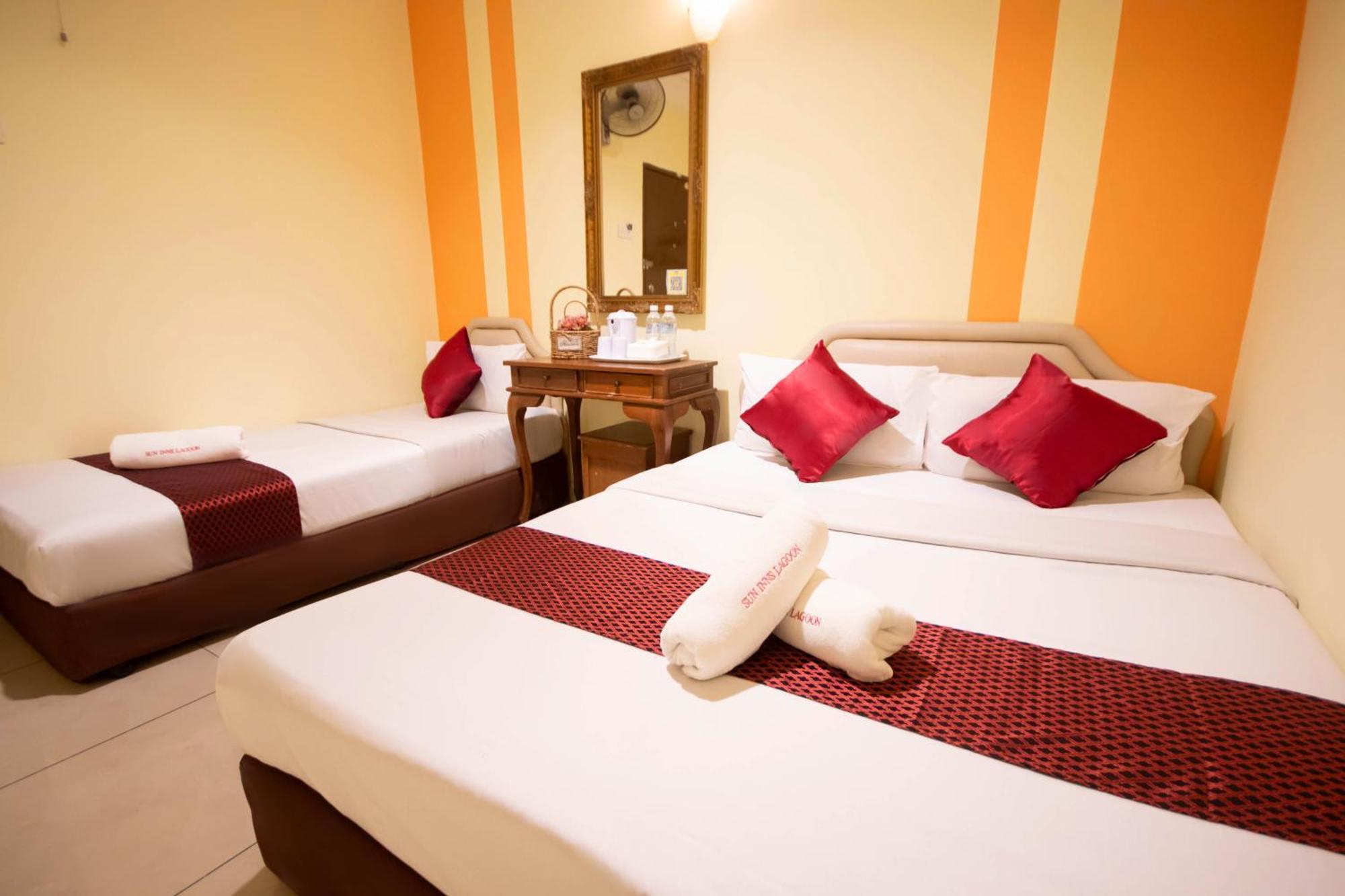 Sun Inns Hotel Lagoon Near Sunway Lagoon Theme Park Петалинг-Джая Экстерьер фото